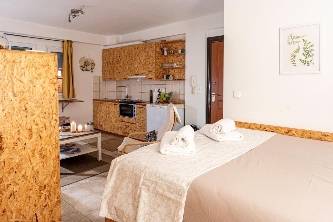 Downtown Charming Studio Kalamata Exterior photo